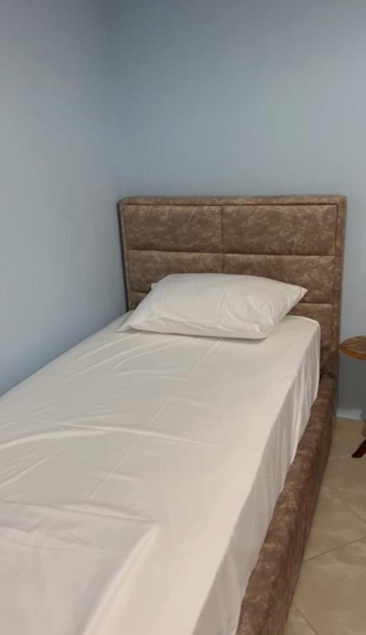 Guest House Andersoni Dhoma Plazhi Andersoni Shen Ded Gjoni Exterior foto